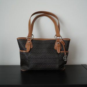 Giani Bernini Block Signature Tote